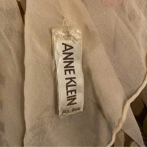 Anne Klein silk sustainable feather print sheer scarf wrap - Picture 9 of 16